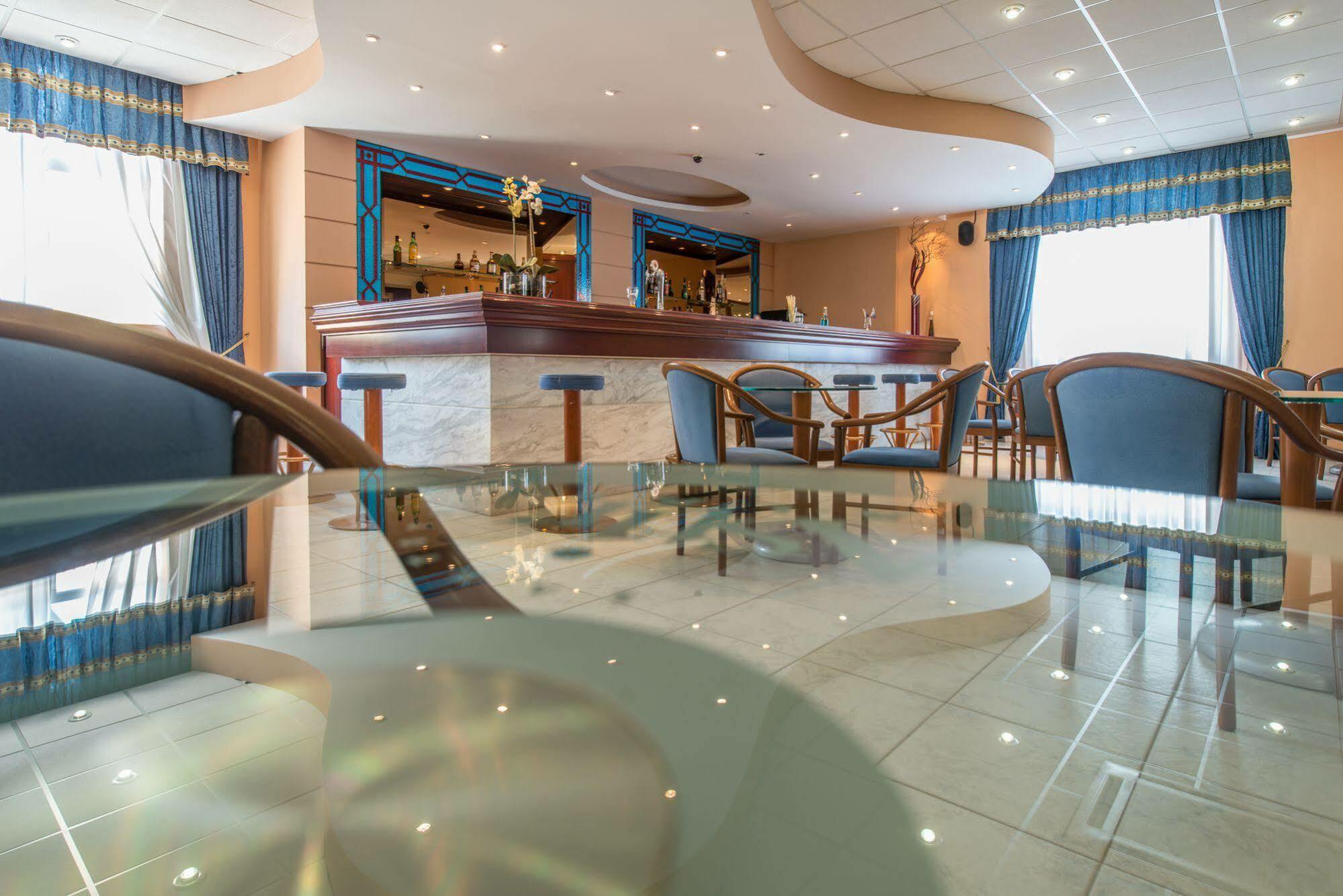 Astir Palace Hotel ลากานาส ภายนอก รูปภาพ